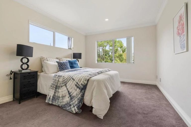 Photo of property in 231a Lake Road, Belmont, Auckland, 0622