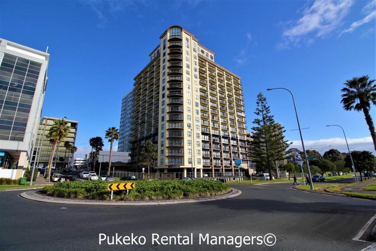 Photo of property in The Rennaissance, 3d/18 Ronwood Avenue, Manukau, Auckland, 2104