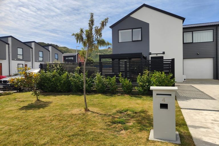 Photo of property in 4 Balmerino Lane, Wallaceville, Upper Hutt, 5018