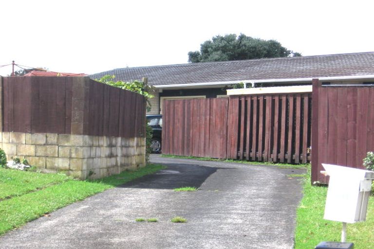 Photo of property in 1/50 Takapu Street, Henderson, Auckland, 0612