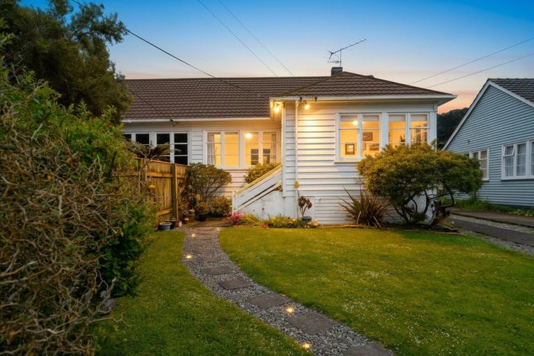 Photo of property in 23 Feist Street, Naenae, Lower Hutt, 5011
