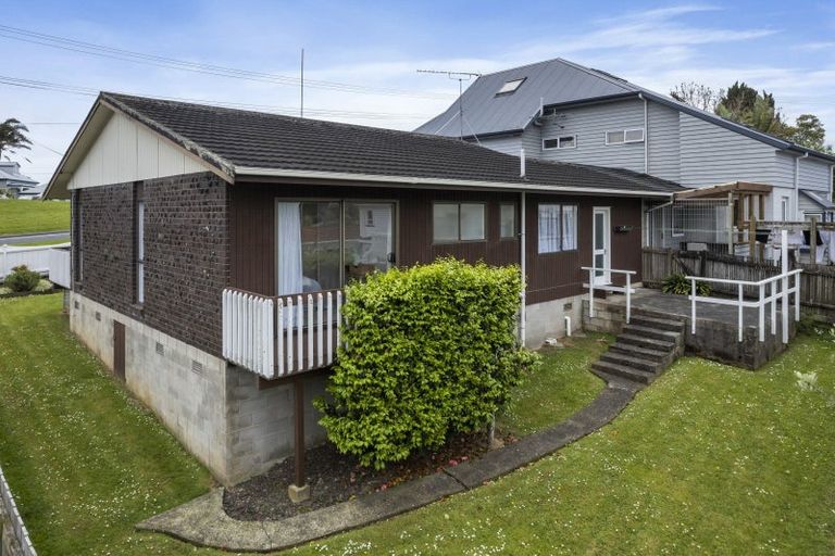 Photo of property in 83a Sale Street, Cockle Bay, Auckland, 2014