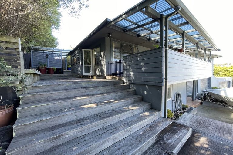 Photo of property in 29a Auld Street, Torbay, Auckland, 0630