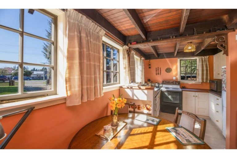 Photo of property in 22 Old Main North Road, Leithfield, Amberley, 7481