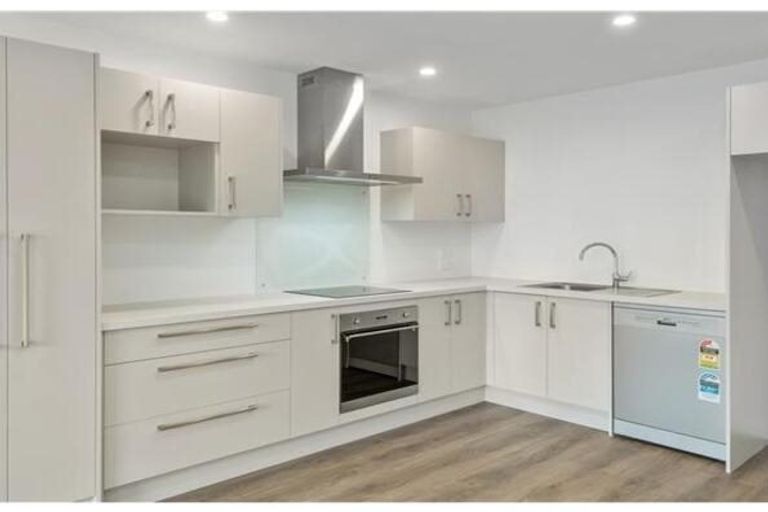 Photo of property in 52 Harvey Terrace, Richmond, Christchurch, 8013