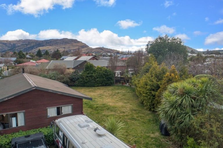 Photo of property in 16 Kawarau Place, Frankton, Queenstown, 9300