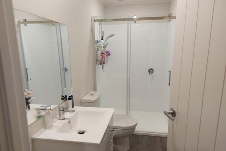 Photo of property in 15 Litchfield Place, Clarks Beach, 2122