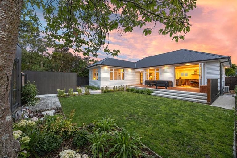Photo of property in 187 Cashmere Road, Hoon Hay, Christchurch, 8025