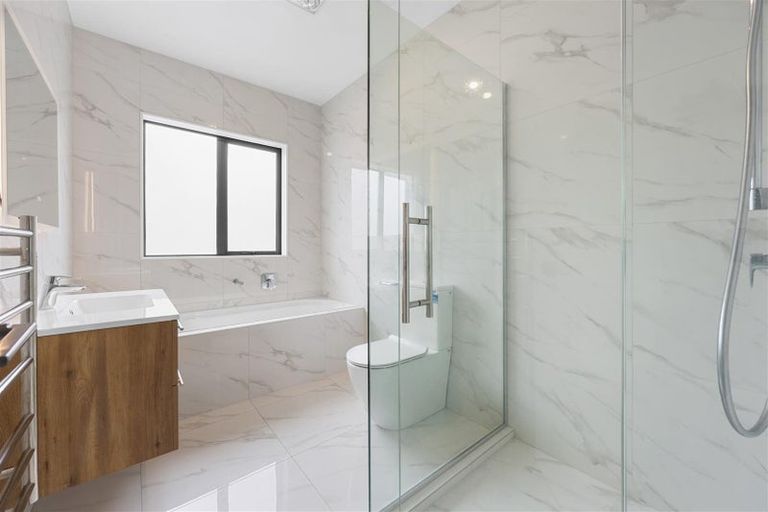 Photo of property in 57 Drumbuoy Drive, Flat Bush, Auckland, 2019