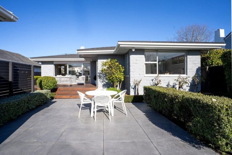 Photo of property in 203 Knowles Street, St Albans, Christchurch, 8052