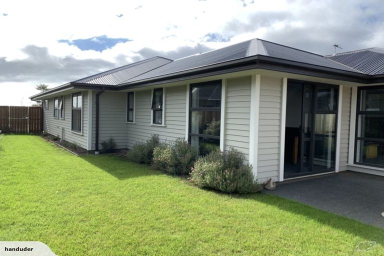 Photo of property in 19 William Nicholls Drive, Belfast, Christchurch, 8051