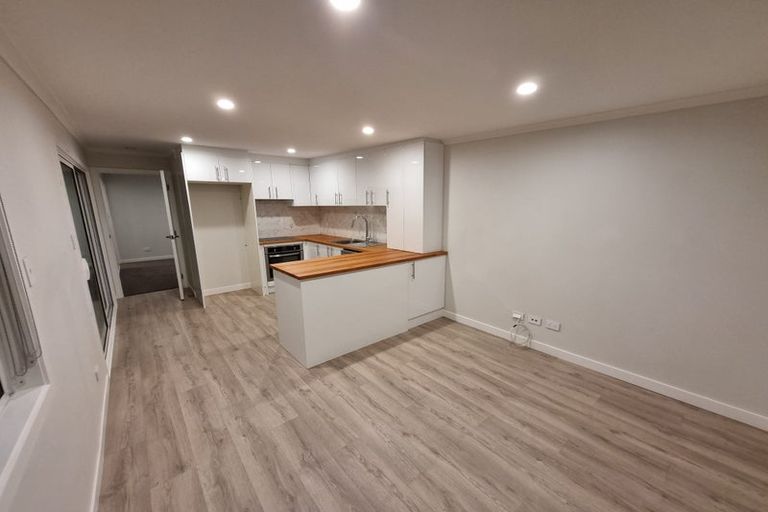 Photo of property in 38 Judkins Crescent, Cockle Bay, Auckland, 2014