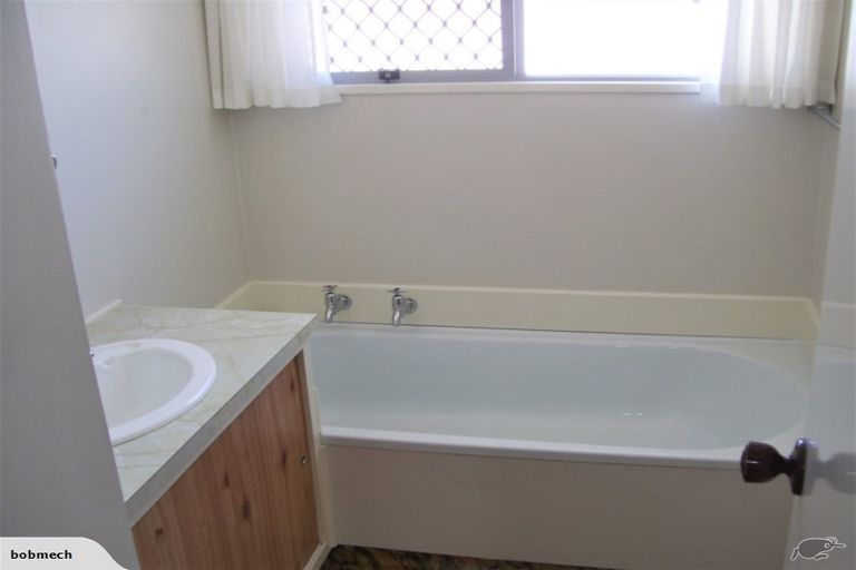 Photo of property in 125 Windermere Drive, Poike, Tauranga, 3112