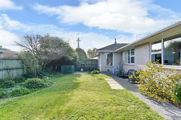 Photo of property in 53 Maces Road, Bromley, Christchurch, 8062