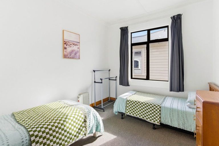 Photo of property in 178 Victoria Road, Saint Clair, Dunedin, 9012