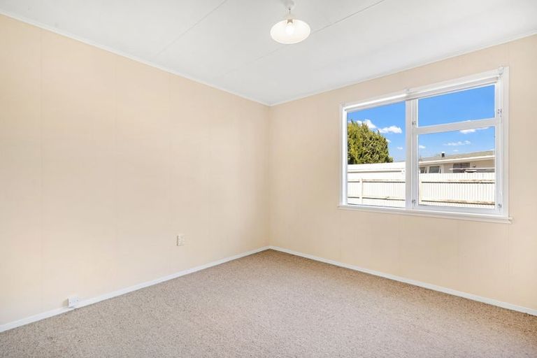 Photo of property in 14 Mcfarlane Place, Springlands, Blenheim, 7201