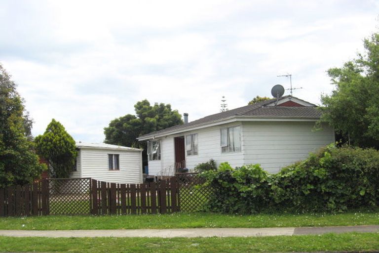 Photo of property in 33 Burbank Avenue, Manurewa, Auckland, 2102