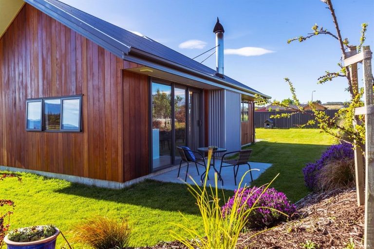 Photo of property in 13 Brewster Crescent, Lake Hawea, Wanaka, 9382