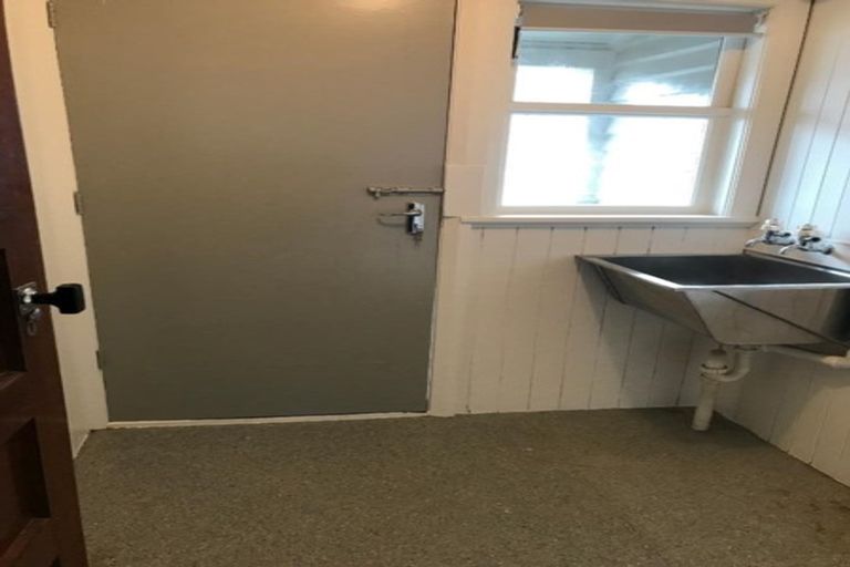 Photo of property in 17-19 Gilbert Street, Gore, 9710