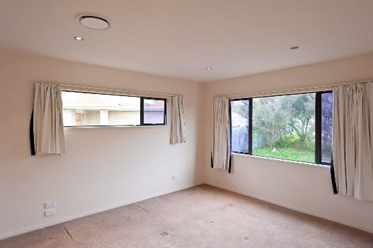 Photo of property in 6g Twin Court, Albany, Auckland, 0632