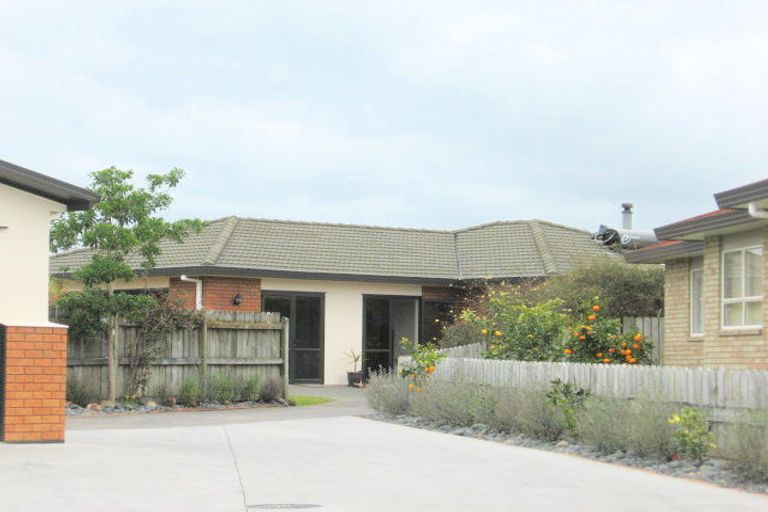 Photo of property in 35 Springbok Avenue, Whitianga, 3510