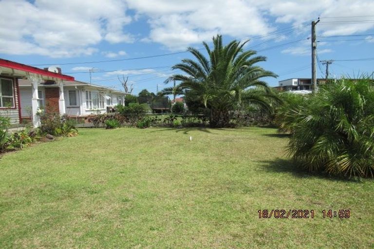 Photo of property in 13 Miami Street, Mangere East, Auckland, 2024