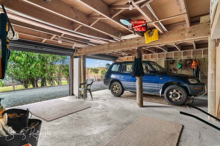 Photo of property in 38 Oxford Street, Whakapirau, Maungaturoto, 0583