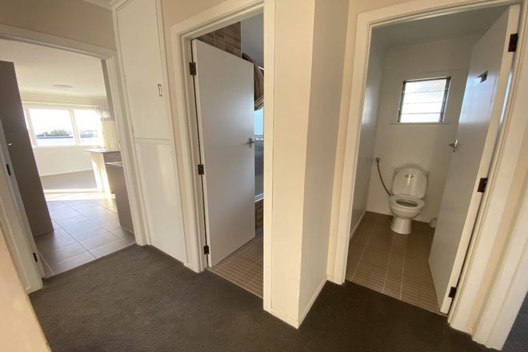 Photo of property in 64 Hastings Road, Mairangi Bay, Auckland, 0630