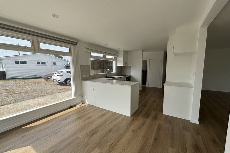 Photo of property in 5 London Street, Eltham, 4322