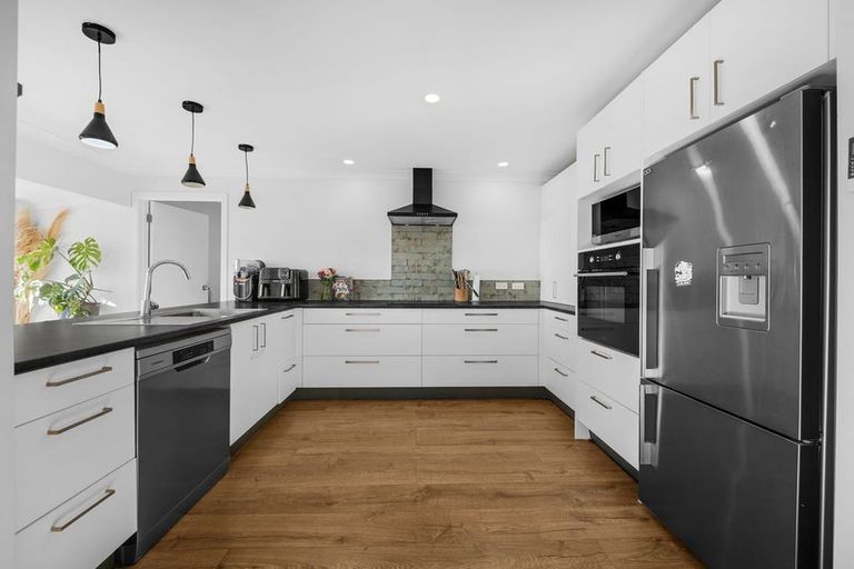 Photo of property in 26 Buckland Road, Tuakau, 2121