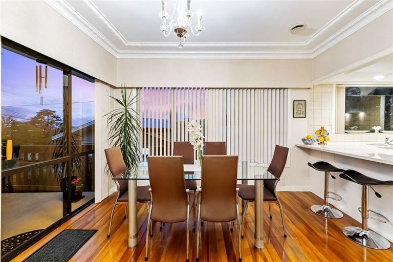 Photo of property in 7 Divich Avenue, Te Atatu South, Auckland, 0610