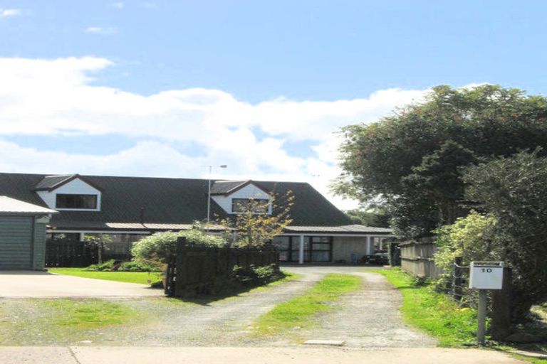 Photo of property in 10 Raupo Place, Tikipunga, Whangarei, 0112