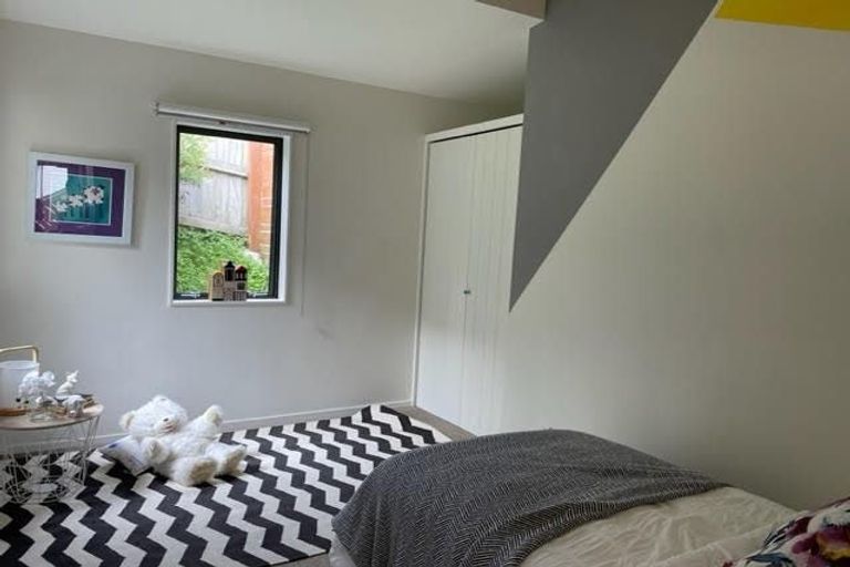 Photo of property in 28 Orchy Crescent, Southgate, Wellington, 6023