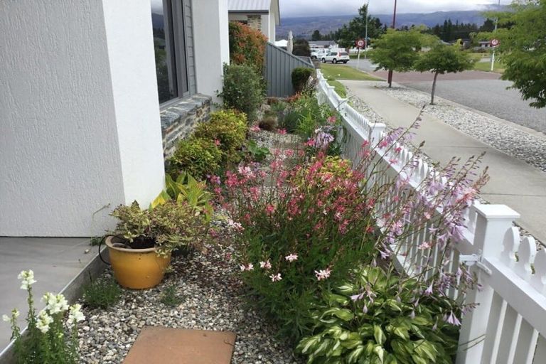 Photo of property in 6 Weaver Close, Alexandra, 9320