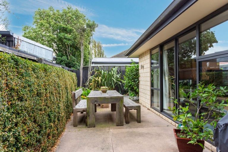 Photo of property in 4 Bard Street, Somerfield, Christchurch, 8024