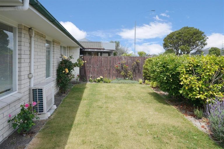 Photo of property in 1/50 Cranford Street, St Albans, Christchurch, 8014