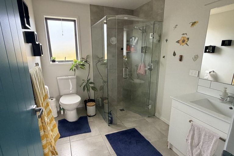 Photo of property in 12 Chadlington Way, Lower Shotover, Queenstown, 9304