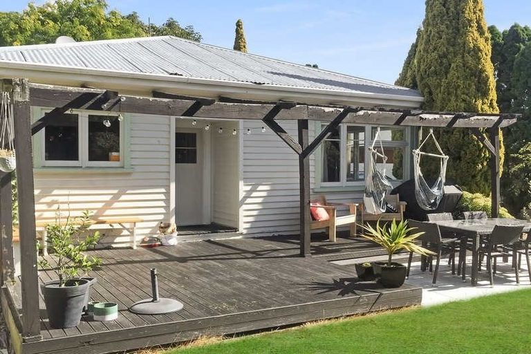 Photo of property in 35 Birchfield Avenue, Dallington, Christchurch, 8061