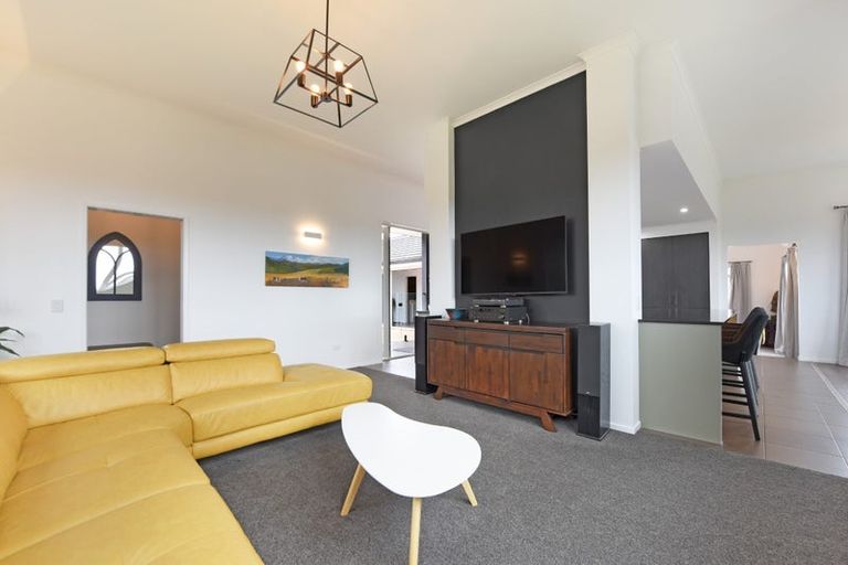 Photo of property in 19 Petra Way, Upper Moutere, 7173