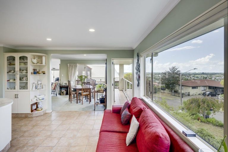 Photo of property in 76a Churchill Drive, Taradale, Napier, 4112