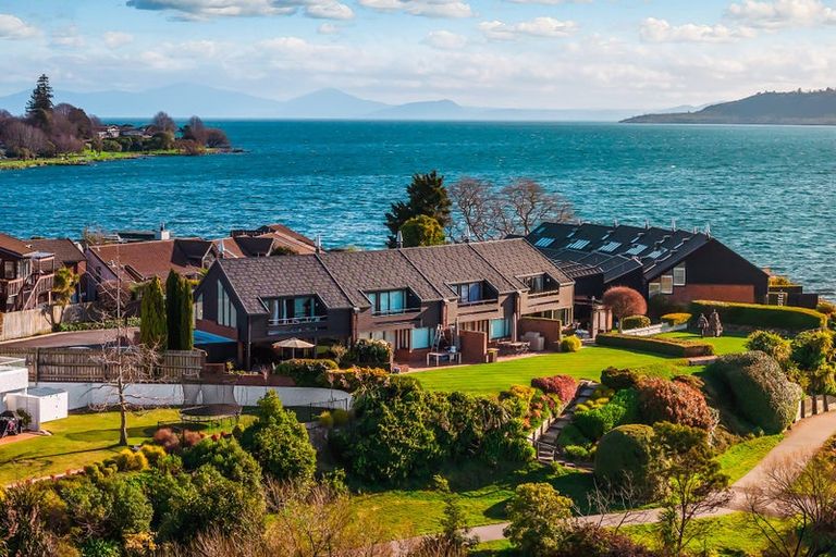 Photo of property in 10/287 Lake Terrace, Two Mile Bay, Taupo, 3330