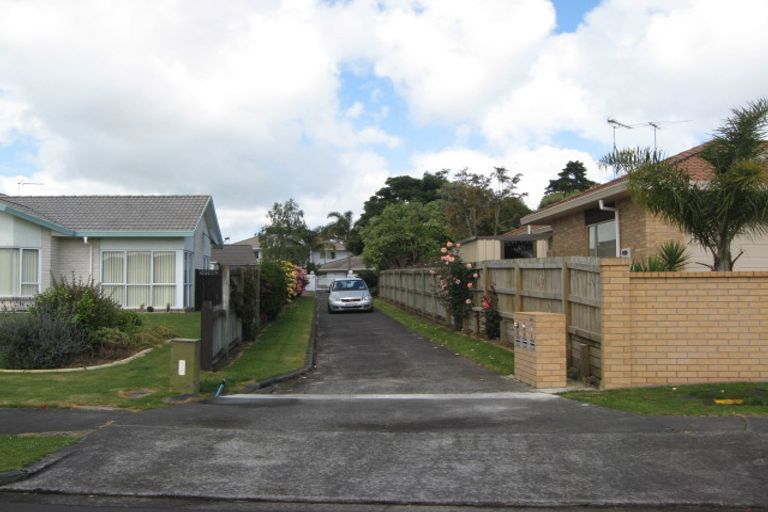 Photo of property in 12 Aristoy Close, Conifer Grove, Takanini, 2112
