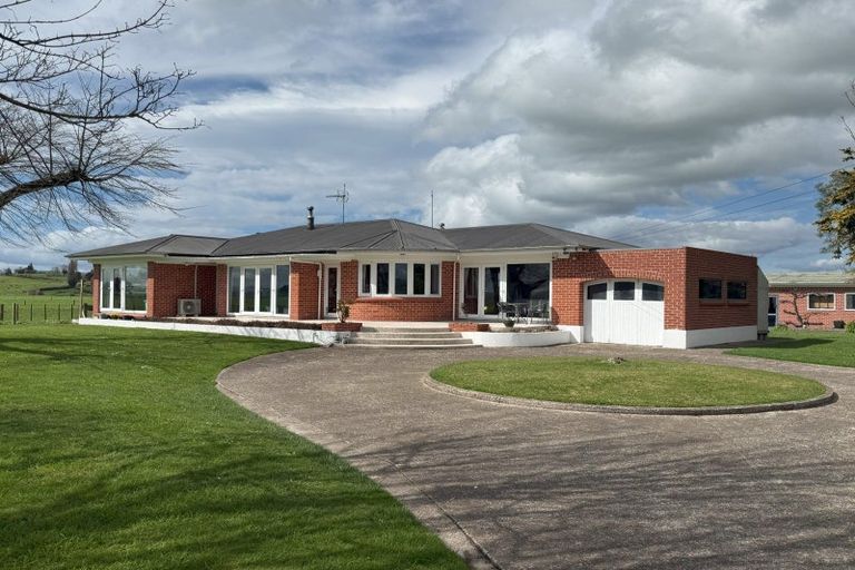 Photo of property in 93 State Highway 5, Tirau, 3485