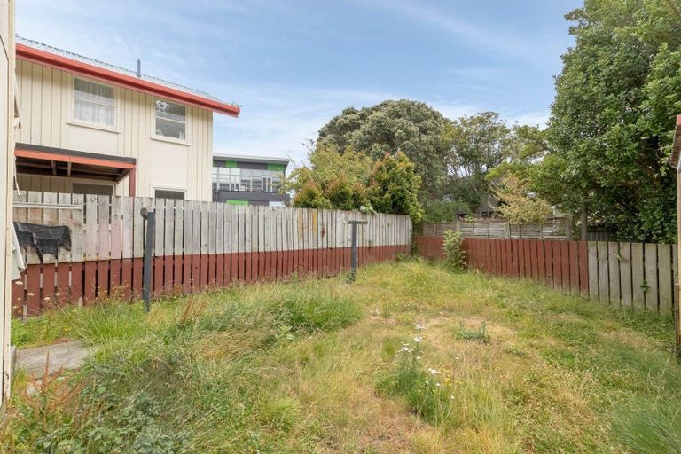 Photo of property in 4/3 Bouverie Street, Petone, Lower Hutt, 5012