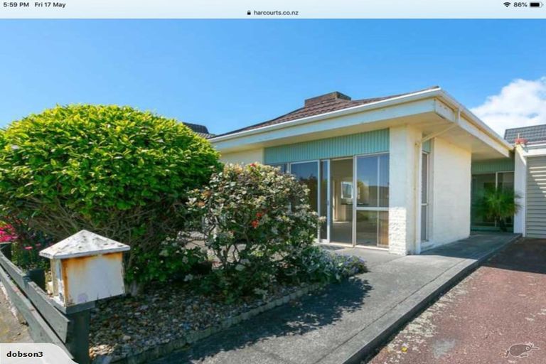 Photo of property in 1/30 Hamblyn Street, Strandon, New Plymouth, 4312