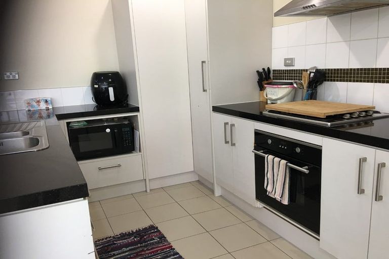 Photo of property in 71 Bruce Pulman Drive, Takanini, 2112