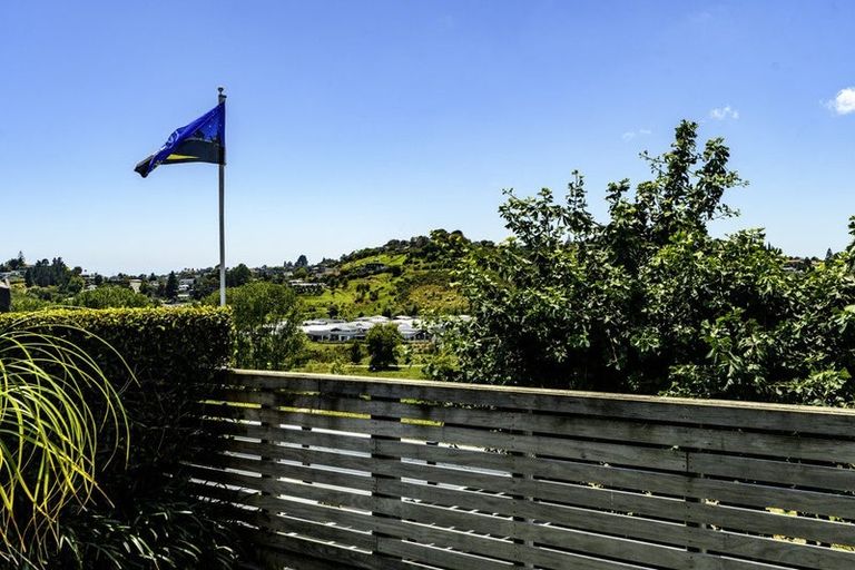 Photo of property in 61 Hawkridge Heights, Bethlehem, Tauranga, 3110