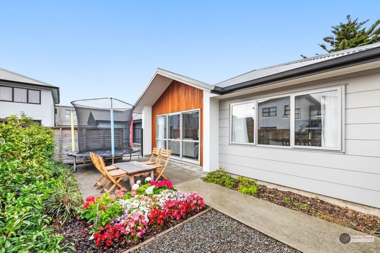 Photo of property in 4 Okoutu Lane, Moera, Lower Hutt, 5010
