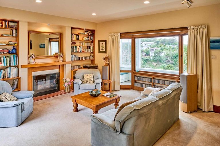 Photo of property in 118 Trelissick Crescent, Ngaio, Wellington, 6035