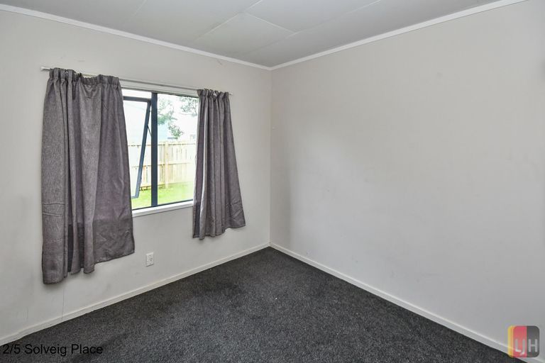 Photo of property in 1/5 Solveig Place, Randwick Park, Auckland, 2105